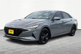 Used 2022 Hyundai Elantra SEL image 2