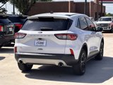 Used 2021 Ford Escape SE image 4