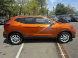 Used 2022 Nissan Rogue Sport SV w/ Technology Package image 4
