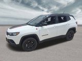 Used 2023 Jeep Compass Trailhawk image 3