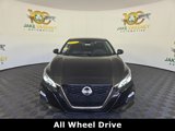 Used 2021 Nissan Altima 2.5 SR w/ SR Premium Package image 3