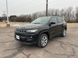 New 2025 Jeep Compass Latitude image 3