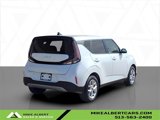 Used 2023 Kia Soul LX image 4