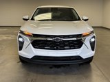 Used 2024 Chevrolet Trax LS w/ LS Convenience Package image 2