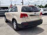 Used 2011 Kia Sorento LX w/ Convenience Pkg image 6