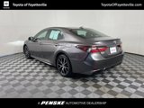 Used 2022 Toyota Camry SE image 3