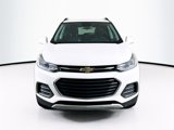 Used 2019 Chevrolet Trax LT w/ LT Convenience Package image 2