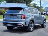 Used 2023 Kia Sorento S image 4