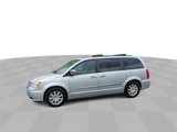 Used 2012 Chrysler Town & Country Touring-L w/ Entertainment Group #2 image 4