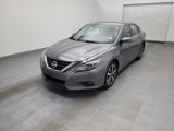 Used 2017 Nissan Altima 2.5 SR image 2