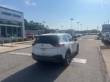 Used 2023 Nissan Rogue SV image 5