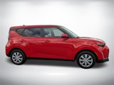 Used 2023 Kia Soul LX image 3