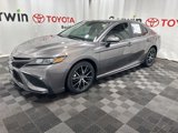 Used 2023 Toyota Camry SE image 4