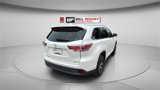 Used 2016 Toyota Highlander XLE image 5