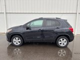 Used 2022 Chevrolet Trax LT w/ LT Convenience Package image 2