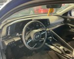 Used 2022 Hyundai Elantra SEL image 2