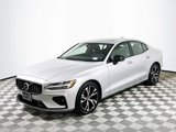 Certified 2025 Volvo S60 B5 Core image 3