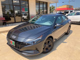Used 2023 Hyundai Elantra SEL image 2