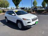Used 2016 Jeep Cherokee Latitude image 4