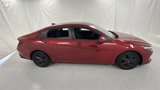 Used 2021 Hyundai Elantra SEL image 2