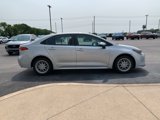 Used 2022 Toyota Corolla LE image 4