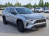 Used 2020 Toyota RAV4 LE image 2