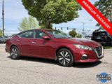 Used 2021 Nissan Altima 2.5 SV w/ SV Premium Package image 2