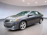 Used 2014 Toyota Camry SE image 2