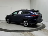 Used 2022 Toyota Highlander XLE image 6