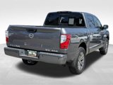 Used 2018 Nissan Titan SV w/ Chrome Package image 5