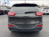 Used 2018 Jeep Cherokee Latitude Plus w/ Comfort/Convenience Group image 3