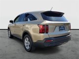 Certified 2021 Kia Sorento LX image 3