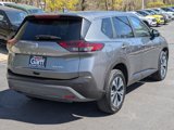 Used 2023 Nissan Rogue SV image 3
