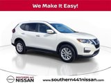 Used 2020 Nissan Rogue SV image 1