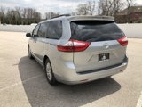 Used 2017 Toyota Sienna XLE image 5