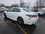 Used 2021 Toyota Camry SE image 2