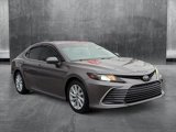 Used 2022 Toyota Camry LE image 3