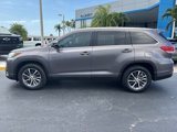 Used 2019 Toyota Highlander XLE image 4