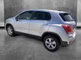 Used 2018 Chevrolet Trax LS image 2