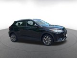 Used 2024 Nissan Kicks SV image 2