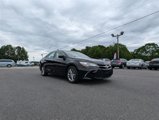 Used 2015 Toyota Camry SE image 2