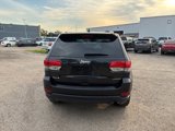Used 2021 Jeep Grand Cherokee Laredo image 4