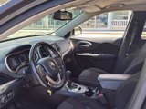 Used 2017 Jeep Cherokee Latitude image 5
