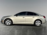 Used 2013 Chevrolet Cruze LS image 2