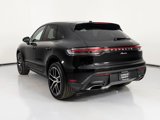 Certified 2025 Porsche Macan image 3
