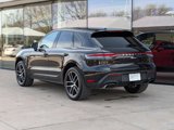 Certified 2024 Porsche Macan image 3