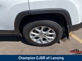 Used 2016 Jeep Cherokee Latitude image 6