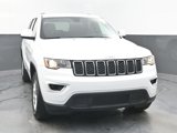 Used 2020 Jeep Grand Cherokee Laredo image 2