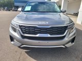 Used 2023 Kia Seltos LX image 2