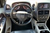 Used 2019 Dodge Grand Caravan SXT image 5